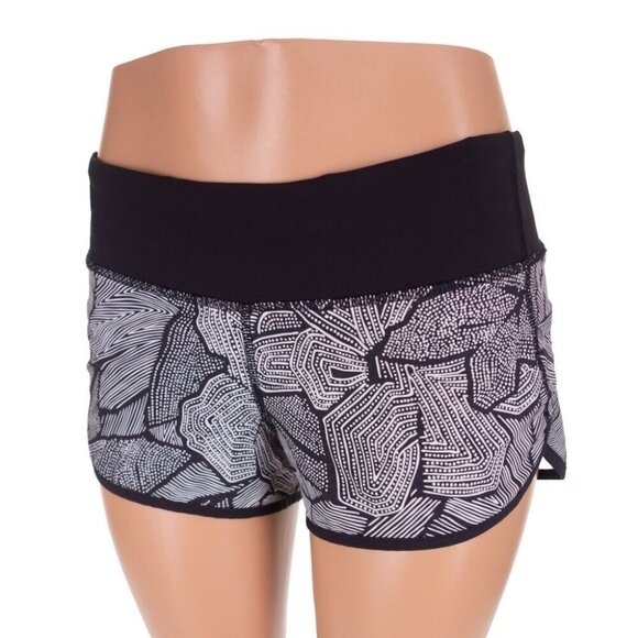 Lululemon Run Speed Short Size 4 Dottie Tribe White Black - Picture 3 of 8